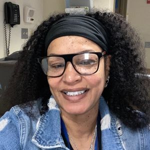 Meet your Posher, Veronica